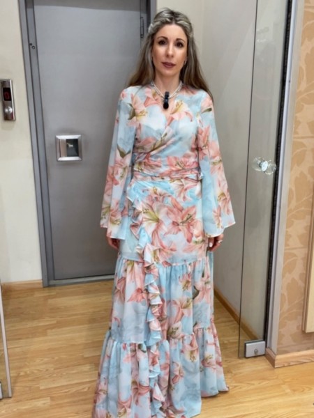 Floral printed σιελ-ροζ ψηλόμεση κρουαζέ maxi φούστα με επίπεδα και μικρά κάθετα βολάν be you 