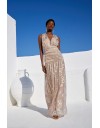Ροζ lurex αμάνικο maxi φόρεμα, με χρυσό τύπωμα φυλλαράκια, μπροστινό κουμπί στην V-λαιμόκοψη και πλαϊνές σούρες Be You 