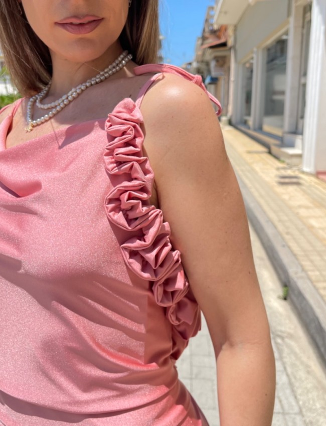 Ροζ-nude αμάνικο ζέρσευ maxi εξώπλατο φόρεμα, σε γοργονέ γραμμή, με σούρες πίσω, άνοιγμα στην πλάτη και 3D-λουλούδια Be you
