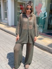 Χακί ψηλόμεση πλεκτή παντελόνα-δίχτυ με λάστιχο στην μέση και σε ίσια γραμμή Combos knitwear