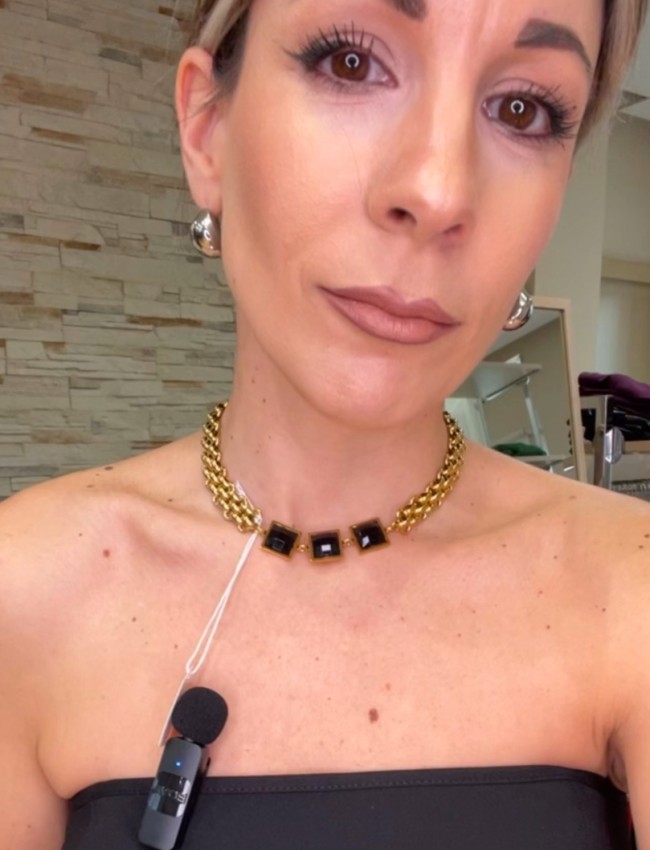 Gold chain necklace with black crystals 