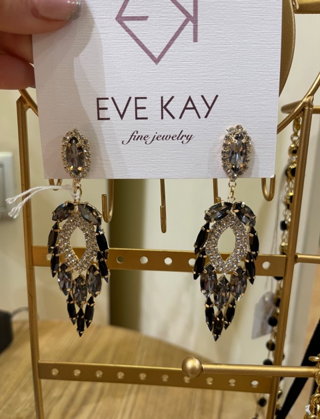 Grey crystals earrings
