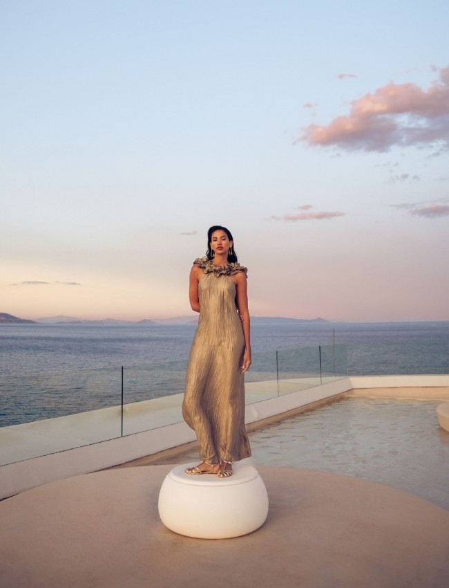 OLIVE MAXI SHIMMERING PLEATED DRESS