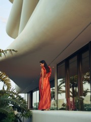 GOLDEN HOUR MAXI SHIMMERING PLEATED DRESS