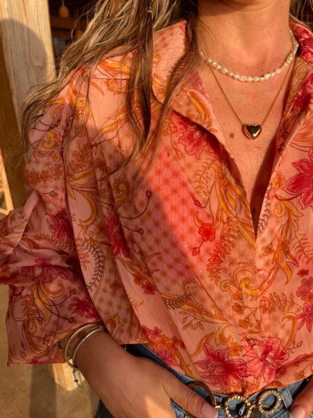 DUSTY PINK SHIRT WITH GOLD DETAILS