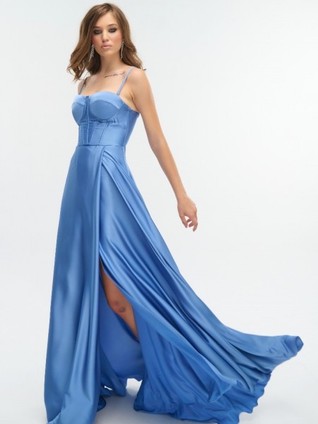 Light blue αμάνικο maxi σατέν φόρεμα σε κλος γραμμή, με εφαρμοστό μπούστο, αποσπώμενες τιράντες και ρυθμιζόμενα κορδόνια στην πλάτη For you fashion