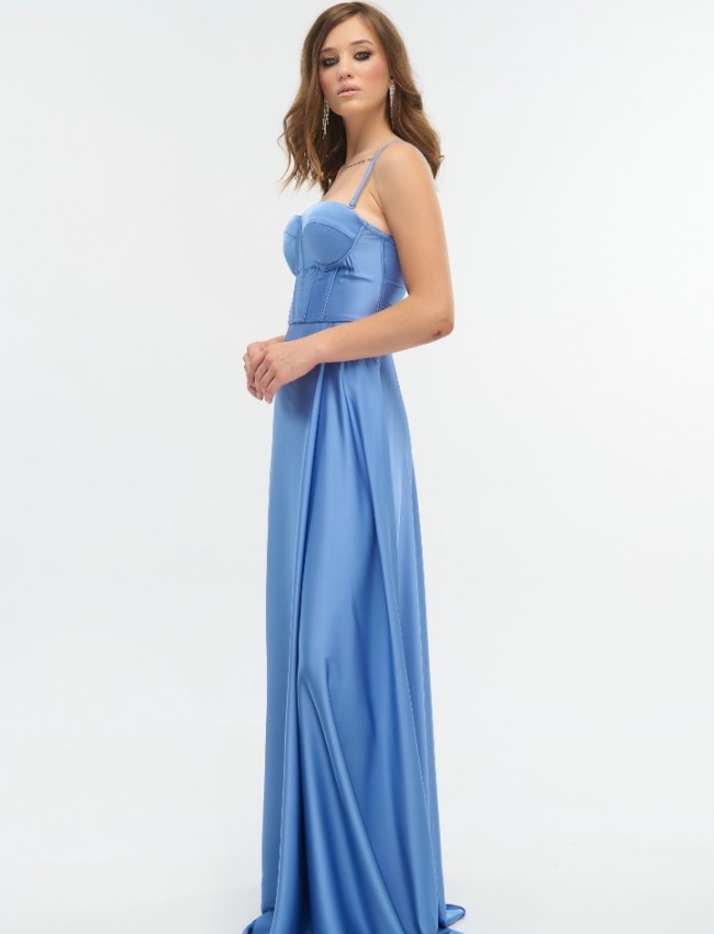Light blue αμάνικο maxi σατέν φόρεμα σε κλος γραμμή, με εφαρμοστό μπούστο, αποσπώμενες τιράντες και ρυθμιζόμενα κορδόνια στην πλάτη For you fashion
