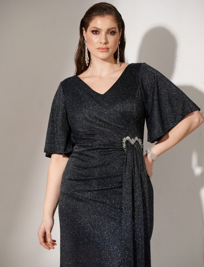 Μπλε navy lurex κοντομάνικο maxi φόρεμα με μικρό V στην λαιμόκοψη , αγκράφα-καρδιά μπροστά με στρας  και μπροστινό άνοιγμα for you fashion