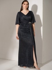 Μπλε navy lurex κοντομάνικο maxi φόρεμα με μικρό V στην λαιμόκοψη , αγκράφα-καρδιά μπροστά με στρας  και μπροστινό άνοιγμα for you fashion