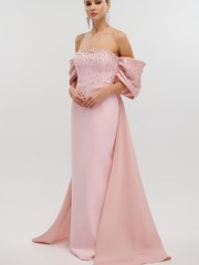 Ροζ strapless maxi κρεπ ελαστικό φόρεμα σε ίσια γραμμή, με έξω ώμους, ταφταδένιους φιόγκους μανίκια και αποσπώμενη ούρα πίσω For you fashion