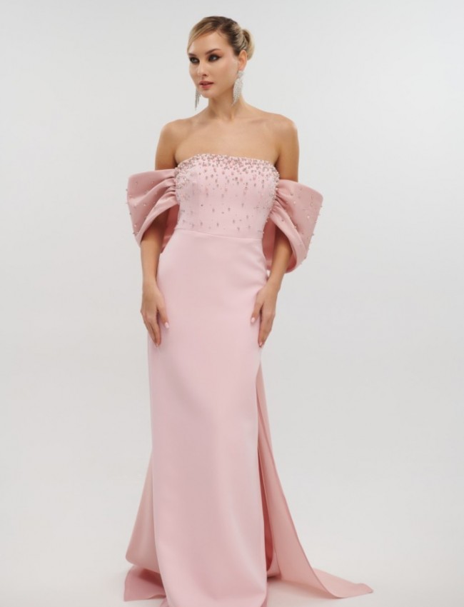 Ροζ strapless maxi κρεπ ελαστικό φόρεμα σε ίσια γραμμή, με έξω ώμους, ταφταδένιους φιόγκους μανίκια και αποσπώμενη ούρα πίσω For you fashion