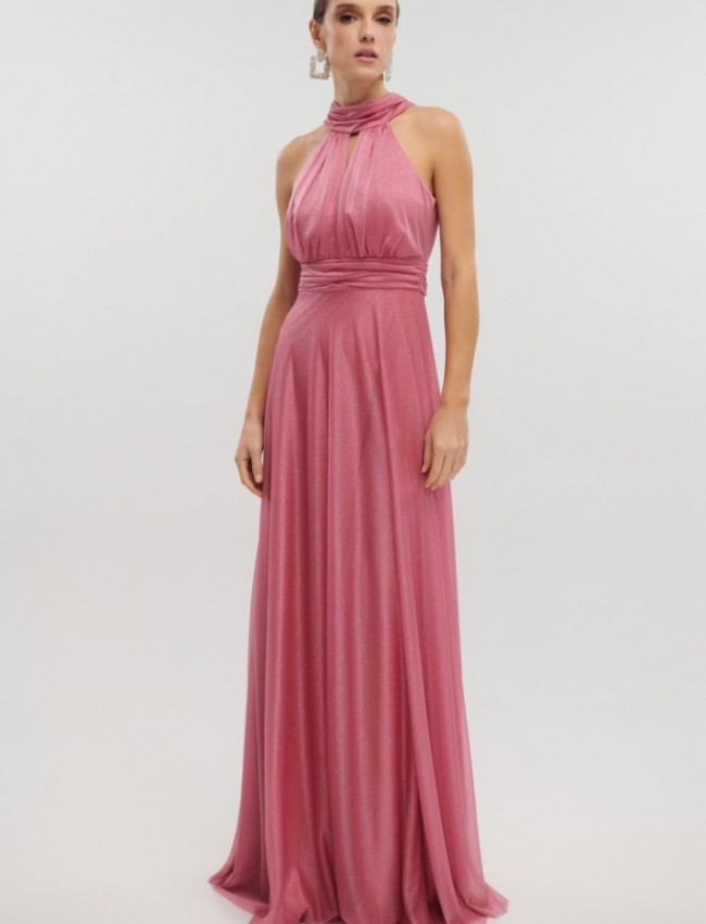 Old pink αμάνικο maxi φόρεμα με glitter, σε κλος γραμμή, με κλειστή στρογγυλή λαιμόκοψη, παρτούς ώμους και κλείσιμο με φερμουάρ και φιόγκο ψηλά στην πλάτη For you fashion