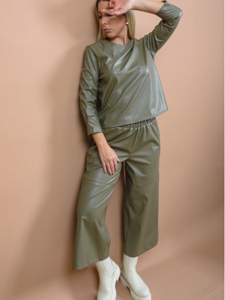 Λαδί ψηλόμεση faux-leather ζιπ-κυλότ με λάστιχο στη μέση, πλαϊνές τσέπες και διακοσμητικά γαζιά μπροστά Kramma