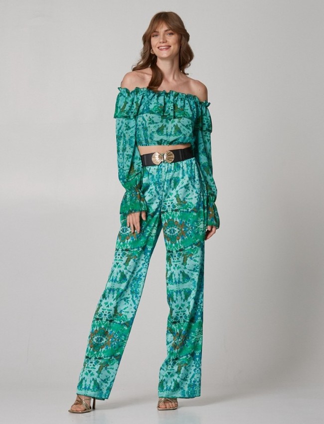 Εμπριμέ πράσινο μακρυμάνικo off-shoulder cropped top με λάστιχο στο τελείωμα Lynne