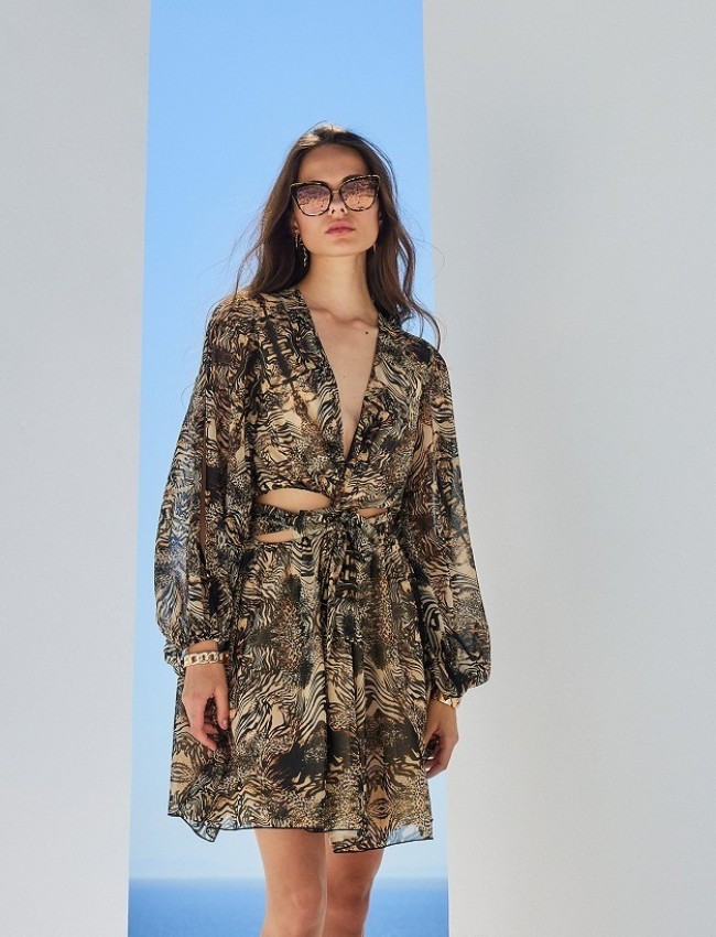 Animal printed μαύρο μακρυμάνικο κοντό φόρεμα με ημιδιάφανα μανίκια με άνοιγμα και cut out λεπτομέρειες στη μέση Lynne