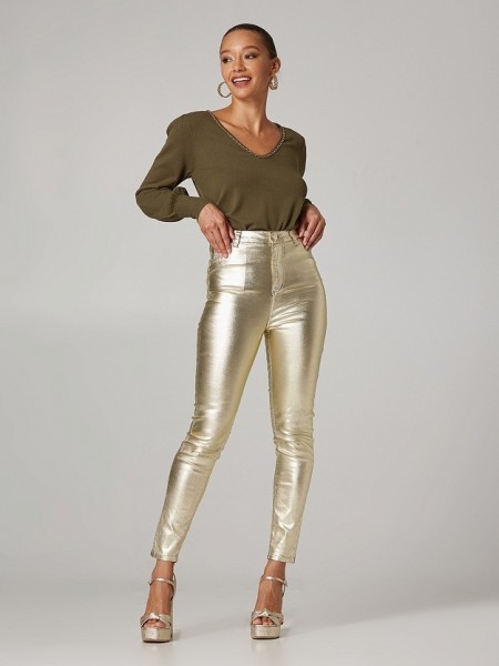 Χρυσό ελαστικό foil skinny παντελόνι τύπου jean με τσέπες πίσω και κλείσιμο με κουμπί και χρυσό φερμουάρ Lynne
