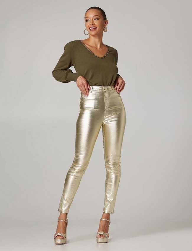 Χρυσό ελαστικό foil skinny παντελόνι τύπου jean με τσέπες πίσω και κλείσιμο με κουμπί και χρυσό φερμουάρ Lynne