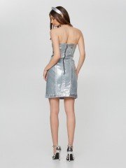 Γαλάζιο strapless κοντό φόρεμα με ιδιαίτερη μεταλλιζέ επεξεργασία και εξωτερικό φερμουάρ πίσω στην πλάτη Lynne 