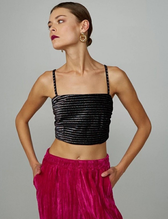 Μαύρο αμάνικο cropped top βελουτέ ριγέ με gliter και κλείσιμο με φερμουάρ στο πίσω μέρος Lynne
