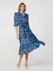 Floral printed μπλε σατέν midi μακρυμάνικο φόρεμα με κουμπιά στο μπροστινό μέρος, βολάν σε επίπεδα, πέτω γιακά, λάστιχο στη μέση και αποσπώμενη υφασμάτινη ζώνη Lynne