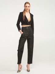 Μαύρο slouchy-fit high-waisted jean με μπάσκα στη μέση, μικρές πιέτες μπροστά και ξέφτι στο τελείωμα Lynne