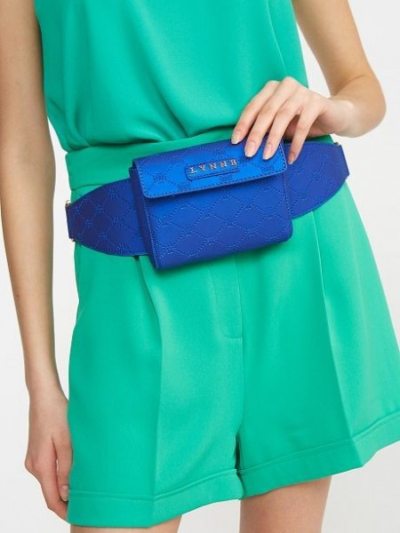 Μπλε ρουά faux-leather τσαντάκι μέσης με ανάγλυφο τύπωμα logo και μεταλλικό κούπμωμα Lynne