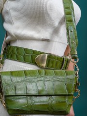 Λαχανί croco δερμάτινη χειροποίητη CROCO GREEN ζώνη  με χρυσή αγκράφα Leather Twist