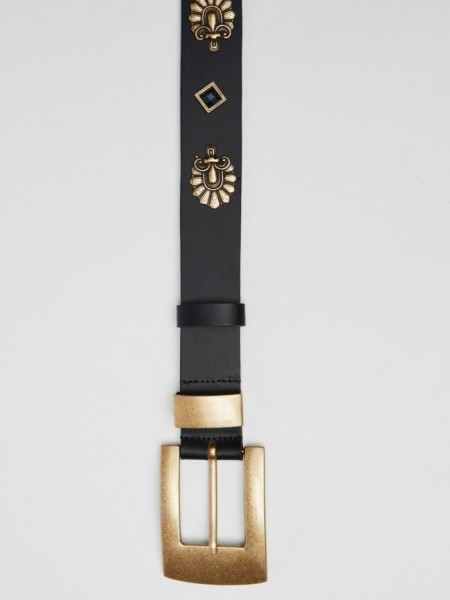 MAJESTY BLACK