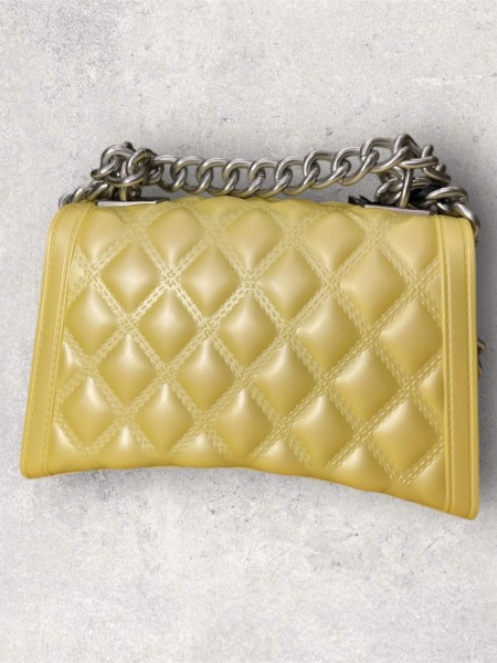 FLAT RHOMBUS small 25 MELLOW YELLOW/SATIN SILVER CHAIN SHOULDER BAG