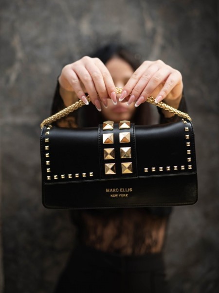 HELI SPIKE BLACK/GOLD CHAIN SHOULDERBAG