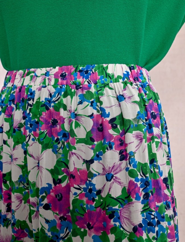 Floral printed πράσινη ψηλόμεση maxi φούστα, σε κλος γραμμή και λάστιχο στη μέση Molly Bracken 