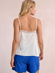 Λευκό αμάνικο σατέν lingerie σε ίσια γραμμή με λεπτές ρυθμιζόμενες τιράντες και δαντέλα στο τελείωμα Molly Bracken