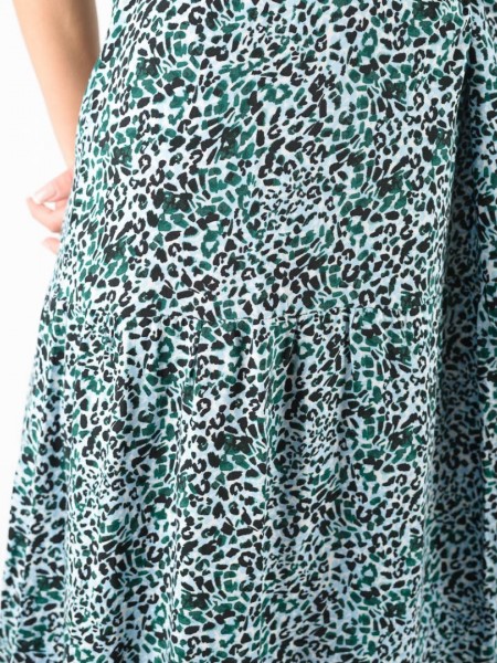 Animal printed λαδί κοντομάνικο midi AREZZO φόρεμα με πέτο γιακά, κουμπιά μπροστά, λάστιχο στο τελείωμα στο μανίκι και ήπιο βολάν Namaste