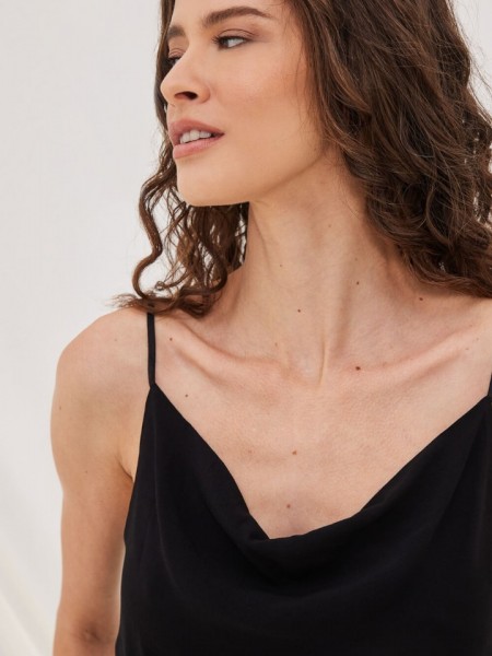 KADARE BLACK TOP NAMASTE