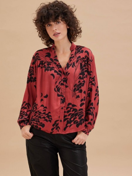 Floral printed κεραμιδί μακρυμάνικο πουκάμισο ANGLERFISH σε ίσια γραμμή, μικρές σουρές μπροστά και στην πλάτη και μάο γιακά Namaste