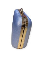 Σιελ μεταλλιζέ clutch με χρυσές λεπτομέρειες και αποσπώμενη αλυσίδα Romina exclusive