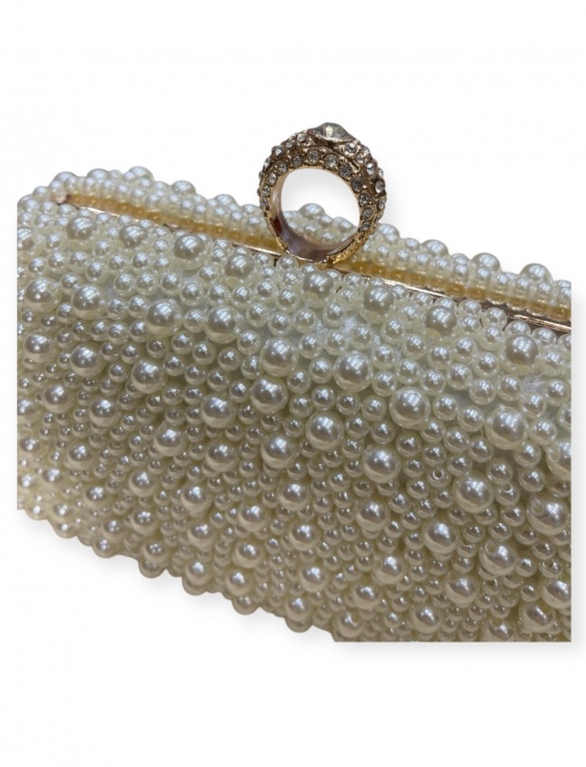 Λευκή τσάντα clutch με πέρλες και στρασένιο κούμπωμα Romina exclusive