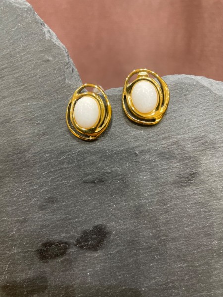Cindy gold earrings.....Romina exclusive 