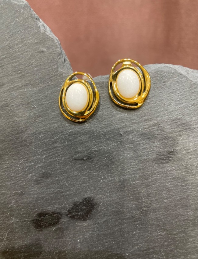 Cindy gold earrings.....Romina exclusive 