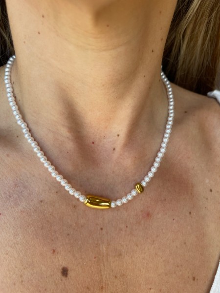 Dior neckless….. Romina exclusive  