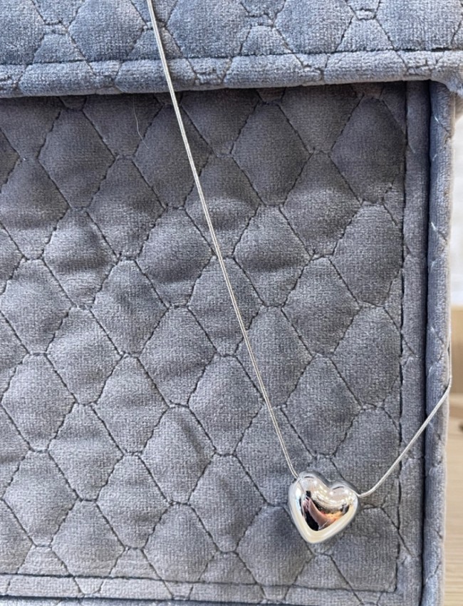 Hearts silver neckless......Romina exclusive 