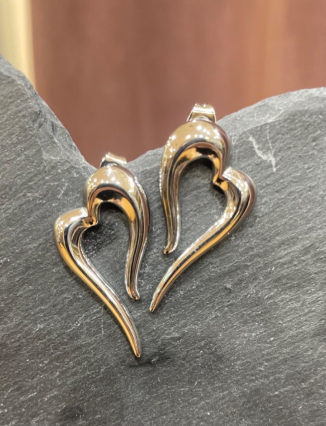 Geo silver earrings...... Romina exclusive 
