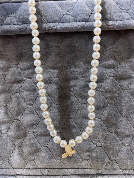 Butterfly pearls......Romina exclusive