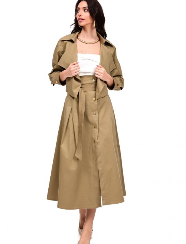 Λαδί βαμβακερό cropped jacket, σε χαλαρή γραμμή, με μεγάλο πέτο γιακά και χωρίς κουμπιά We Coss 