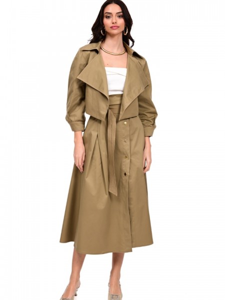 Λαδί βαμβακερό cropped jacket, σε χαλαρή γραμμή, με μεγάλο πέτο γιακά και χωρίς κουμπιά We Coss 
