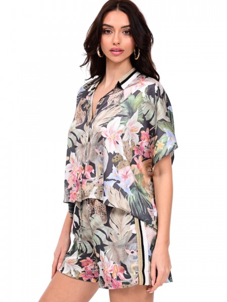Floral printed χακί σατέν κοντομάνικο ovrsized πουκάμισο χωρίς ραφές στο πλάι και ριγέ lurex γιακά We coss
