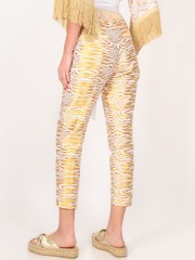 Zebra printed εκρού ζακάρ παντελόνι αστραγάλου , πλαϊνές τσέπες και λάστιχο στο πίσω μέρος We Coss