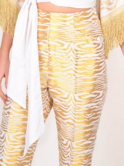 Zebra printed εκρού ζακάρ παντελόνι αστραγάλου , πλαϊνές τσέπες και λάστιχο στο πίσω μέρος We Coss