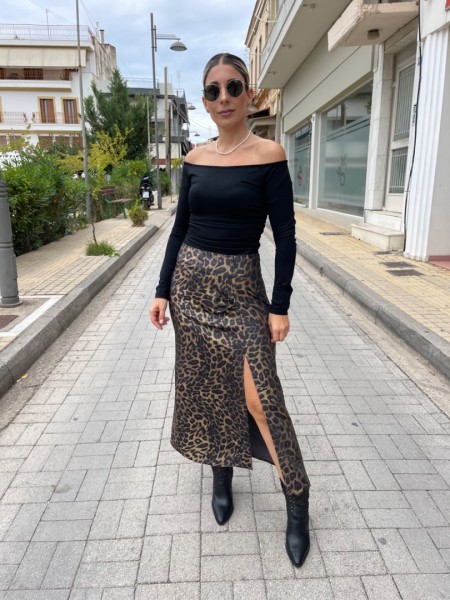 Animal printed bronze ψηλόμεση midi φούστα σε ίσια γραμμή, μπροστινές μικρές σούρες, σκίσιμο και κλείσιμο με κρυφό φερμουάρ στο πλάι We Coss