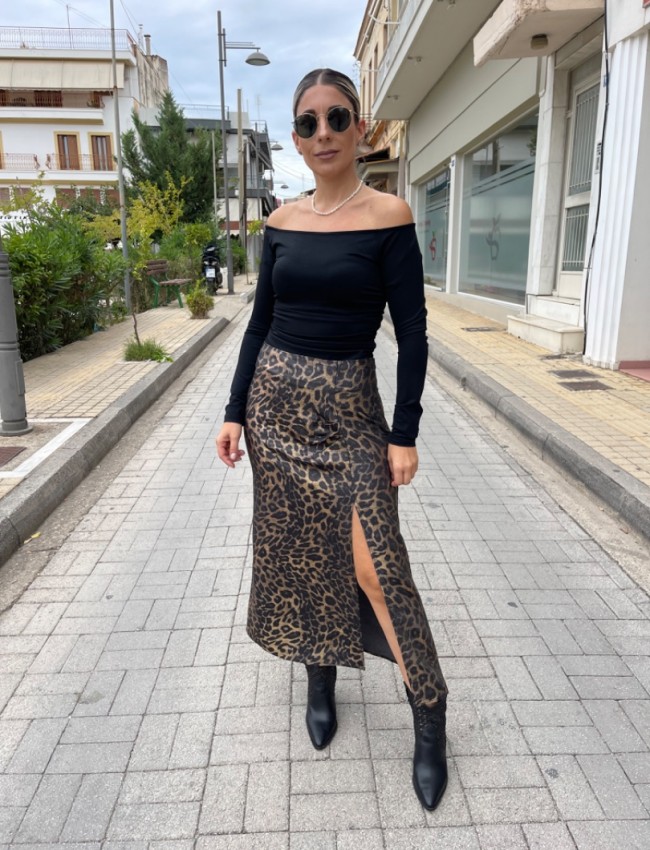 Animal printed bronze ψηλόμεση midi φούστα σε ίσια γραμμή, μπροστινές μικρές σούρες, σκίσιμο και κλείσιμο με κρυφό φερμουάρ στο πλάι We Coss